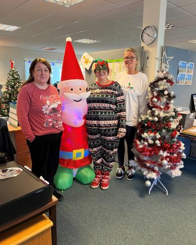 Christmas Jumper Day 3